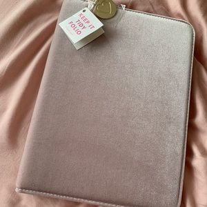 Cute pink portfolio.